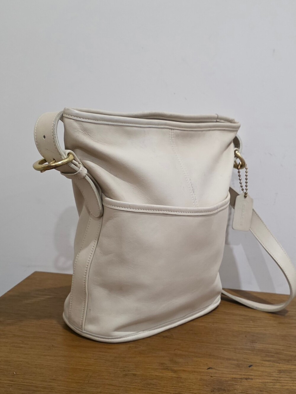 Vintage Coach bucket Ivory Cowhide Leather